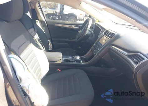 2019 Ford Fusion Se z USA, uszkodzony, nr VIN 3FA6P0HD4KR193162